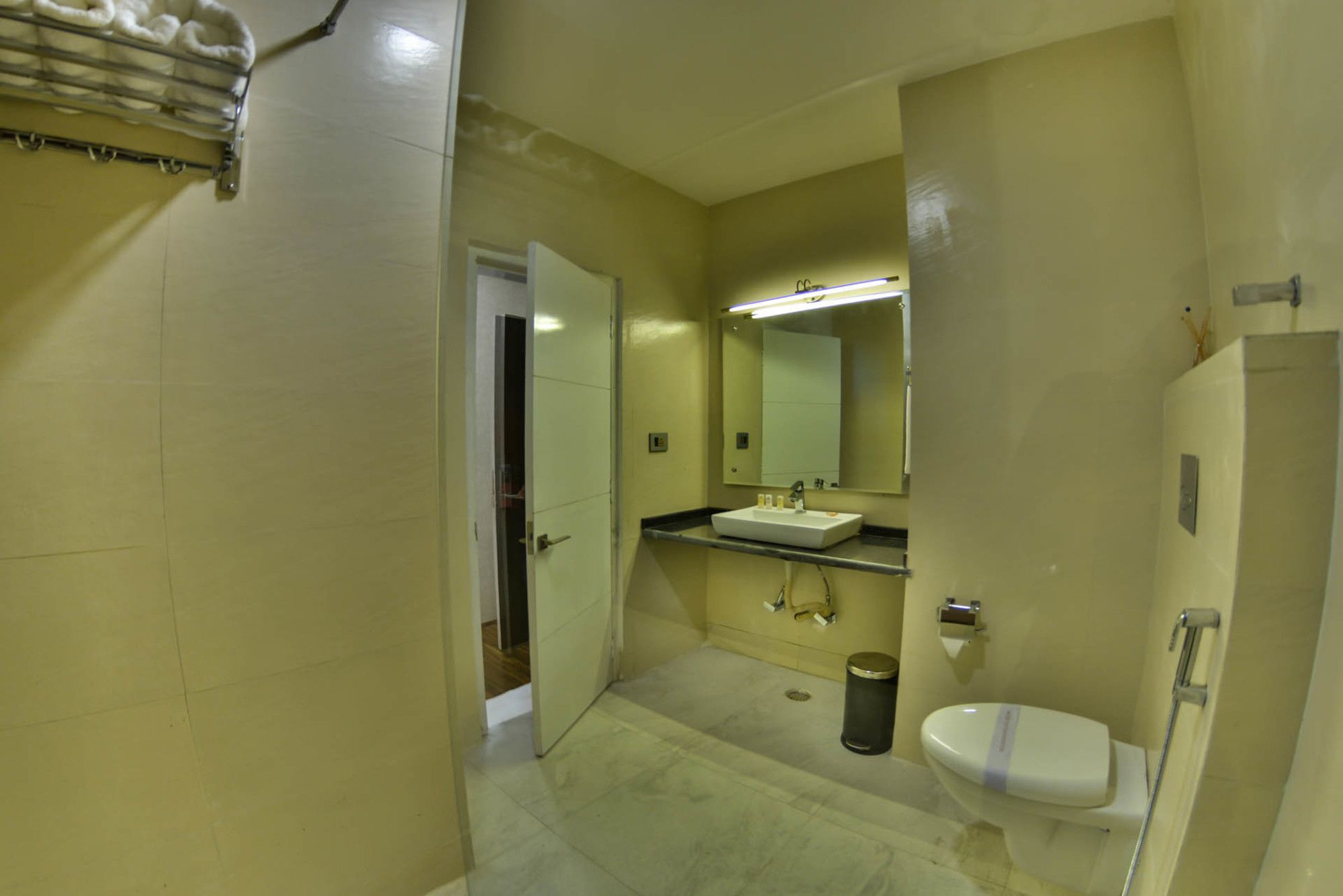 Heritage Luxury Srīnagar Exterior foto